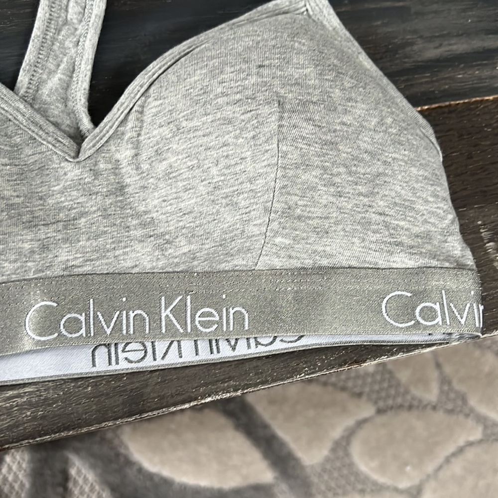Womens Calvin Klein Bra - Picture 2 of 5